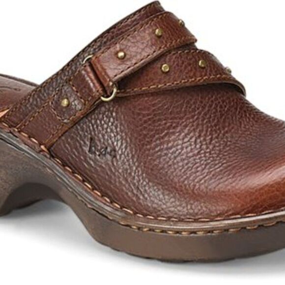 b.o.c. Women's Rich Brown Leather Clogs - Picture 1 of 8